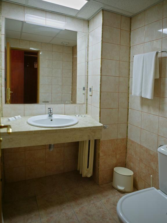 Hotel Bulgaria Dobrich Phòng bức ảnh